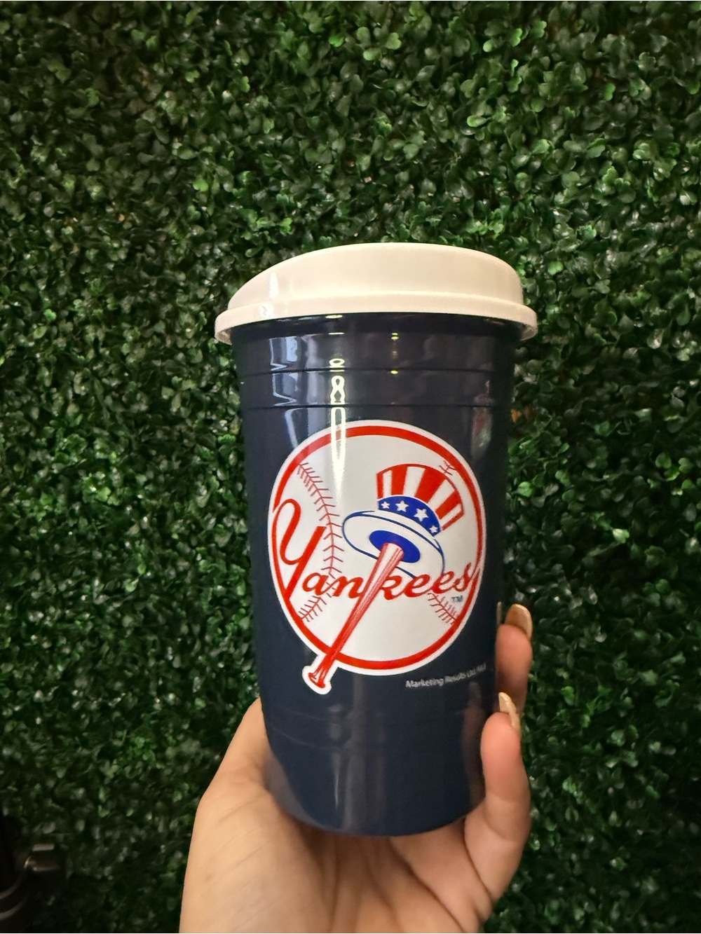 New York Yankees Reusable Cup w Lid MLB Licensed Travel Mug Plastic 16oz Blue